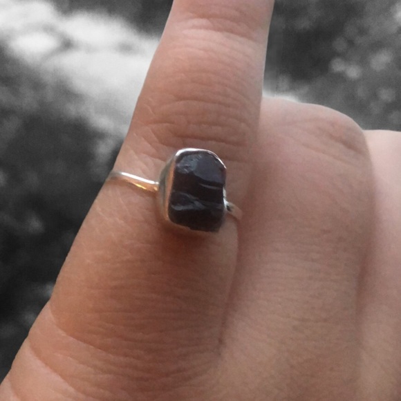 Sterling silver black tourmaline ring - Picture 4 of 10